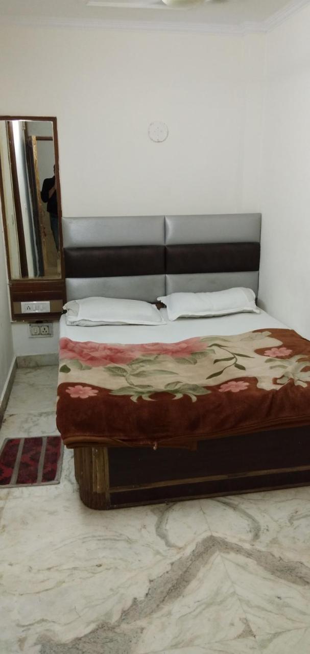 Hotel Euro International Yeni Delhi Dış mekan fotoğraf