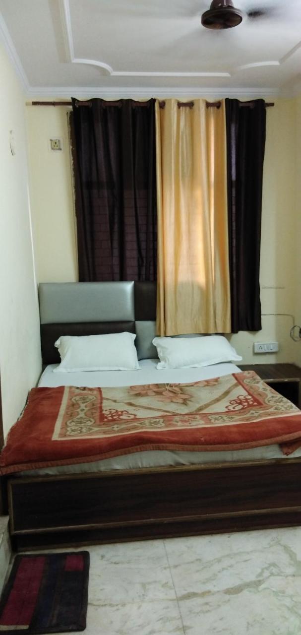 Hotel Euro International Yeni Delhi Dış mekan fotoğraf
